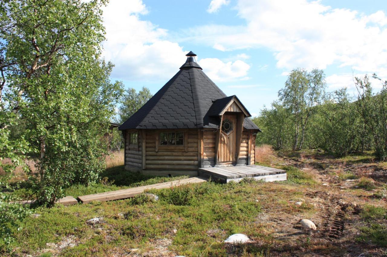 Chalet Osman Kelohovi *