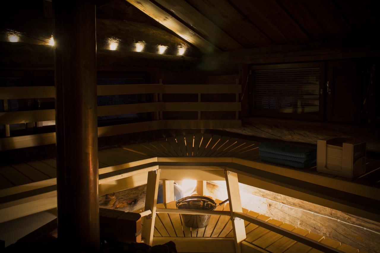Chalet Osman Kelohovi *