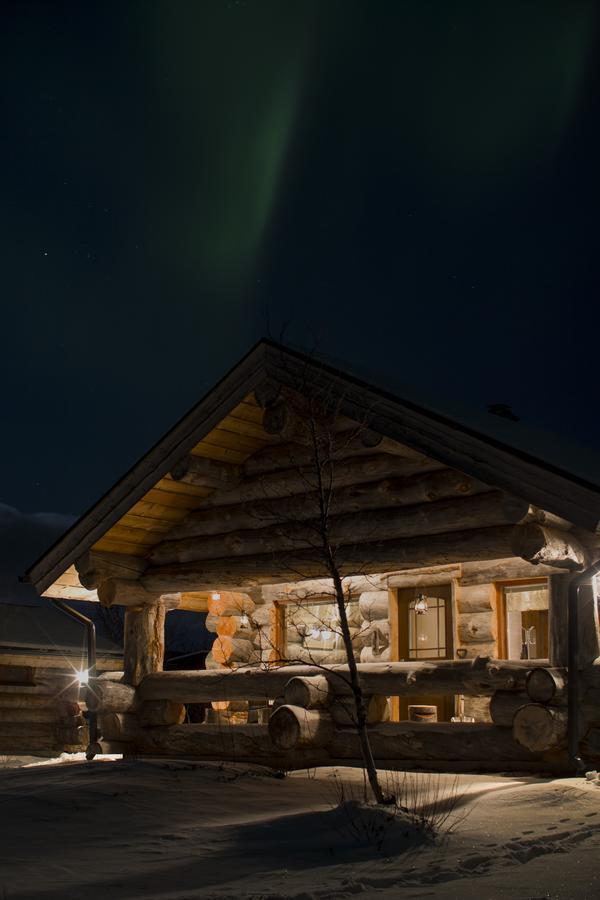 Chalet Osman Kelohovi *